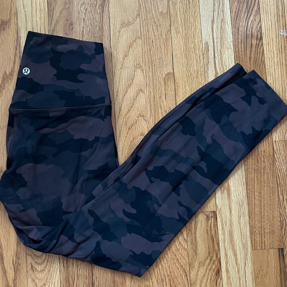 Lululemon brown camo align leggings, size 8